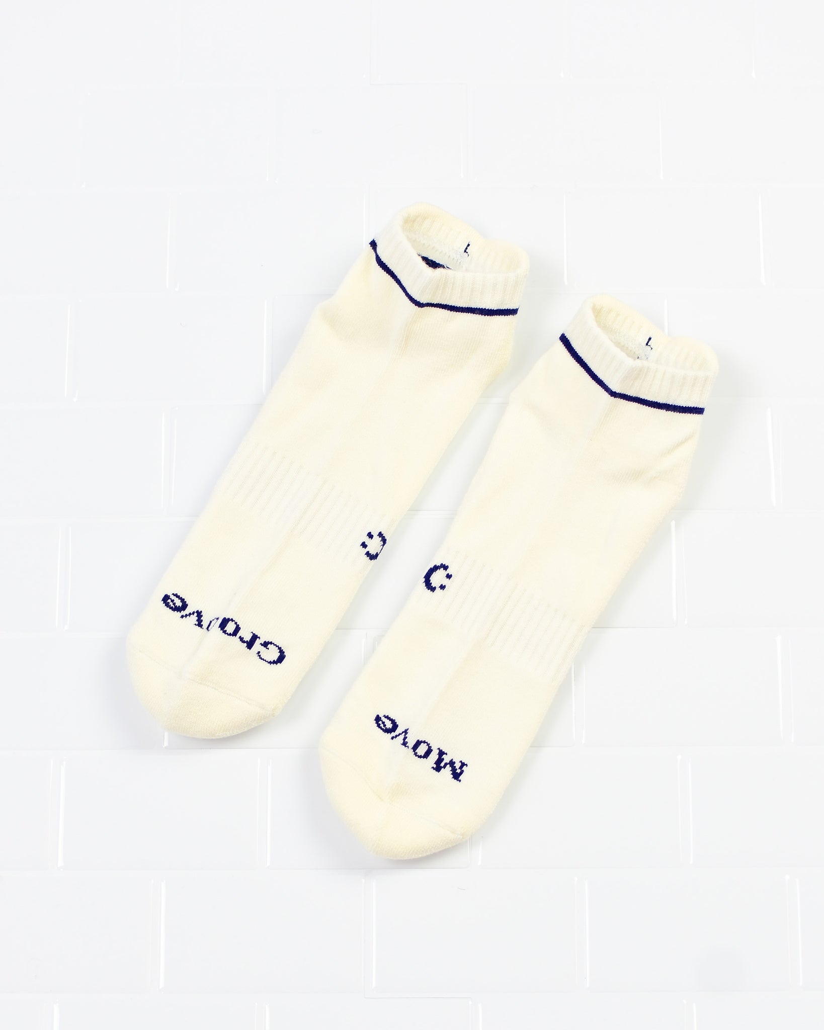 Grip Ankle Seamless Feel Sock (Adults) - Cloud