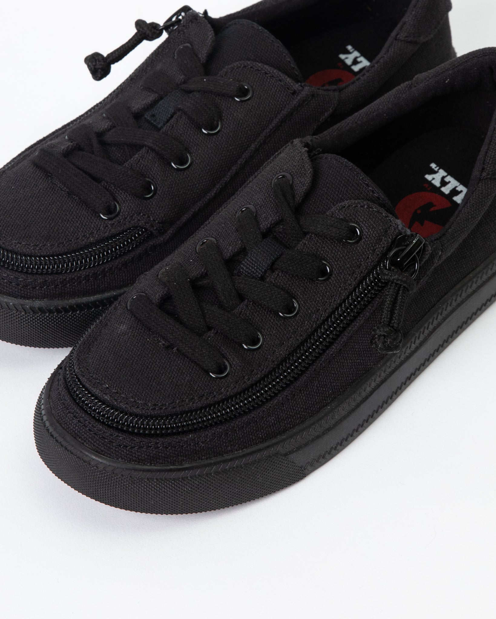Low Rise Sneaker (Toddler) - Black to the Floor