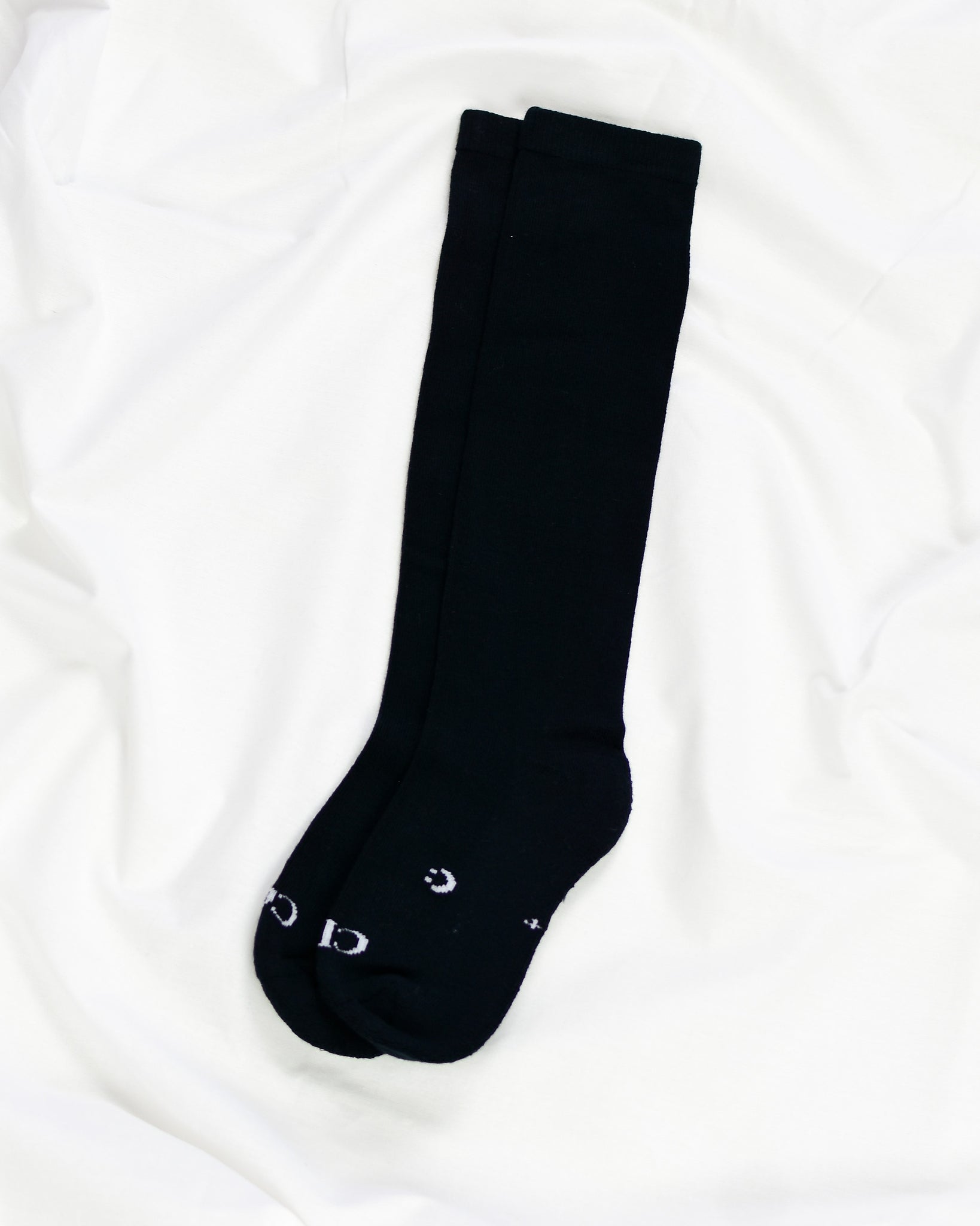 Everyday Knee-High Seamless Feel Socks (Kids) - Black