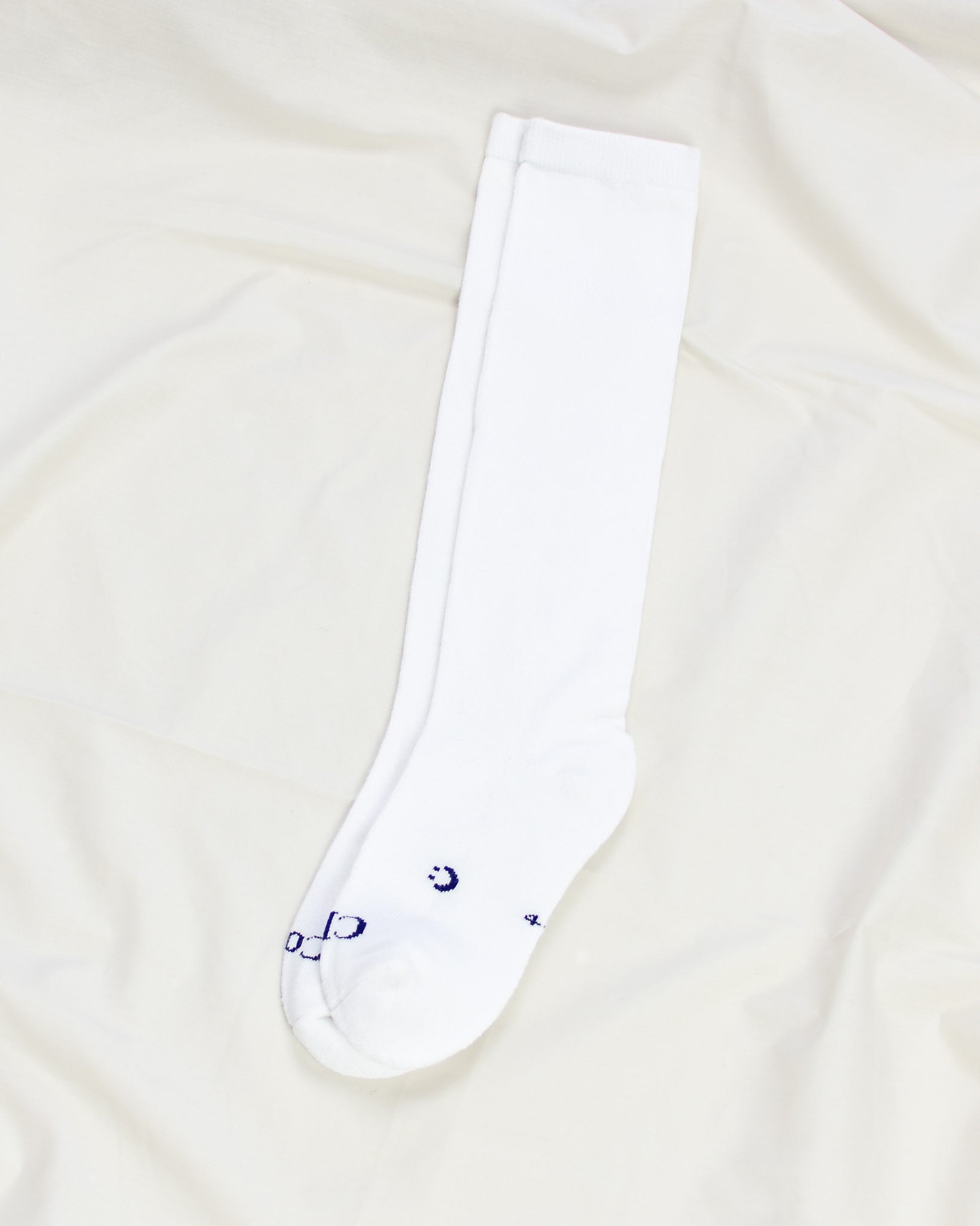 Everyday Knee-High Seamless Feel Socks (Kids) - White