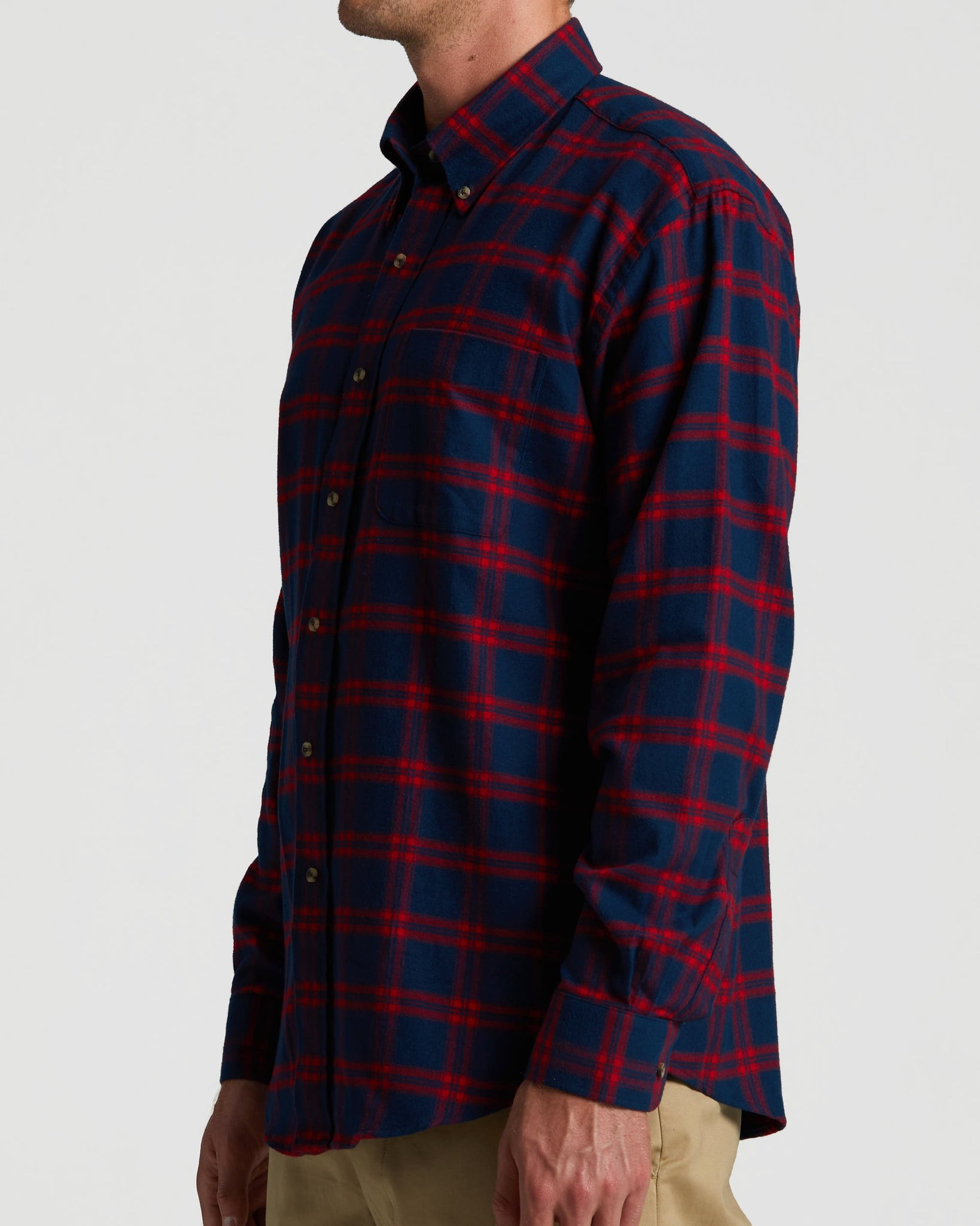 https://cdn.shopify.com/s/files/1/0249/6141/7252/files/Magna_Ready_-_Mens_-_Flannel_-_Blue_Red-fade.mp4?4372